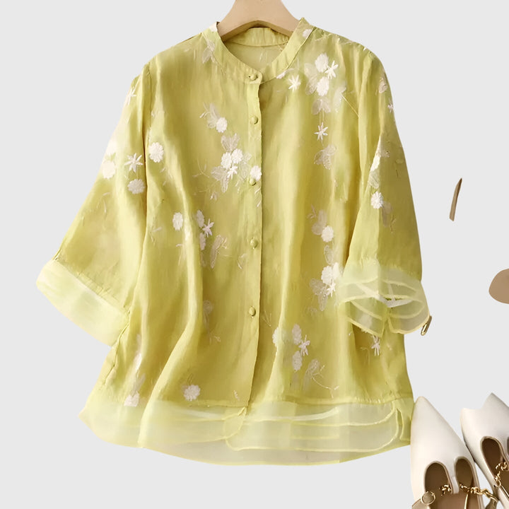 Nellie™ | Elegant Top with Embroidered Flowers