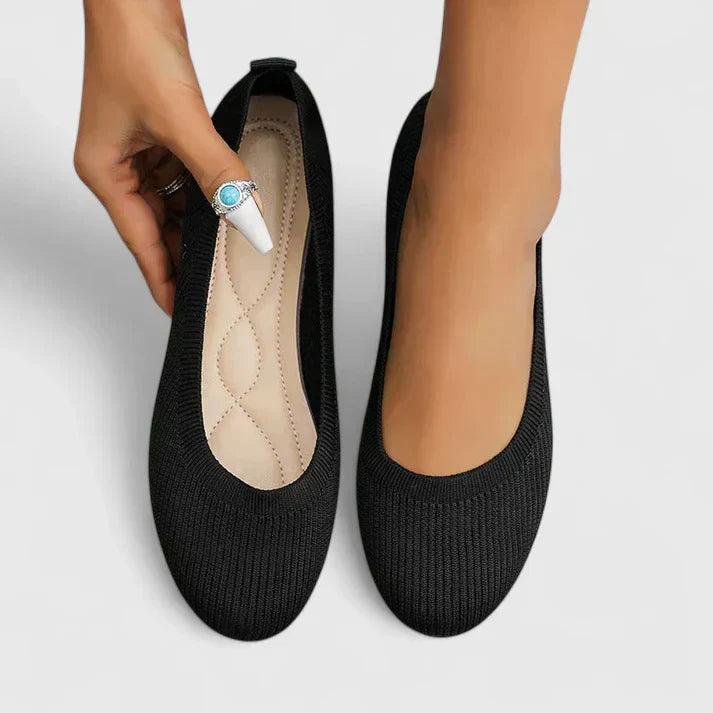 Black / 11 US | 42 EU