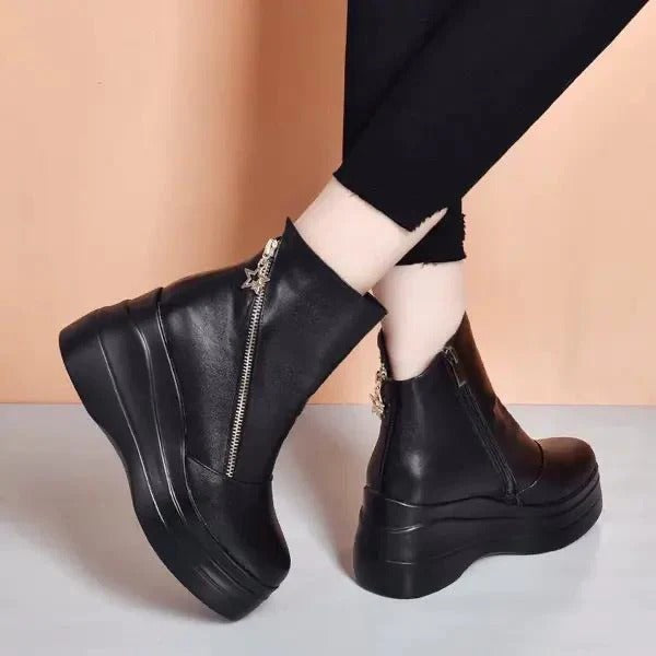 Black / 11 US | 42 EU