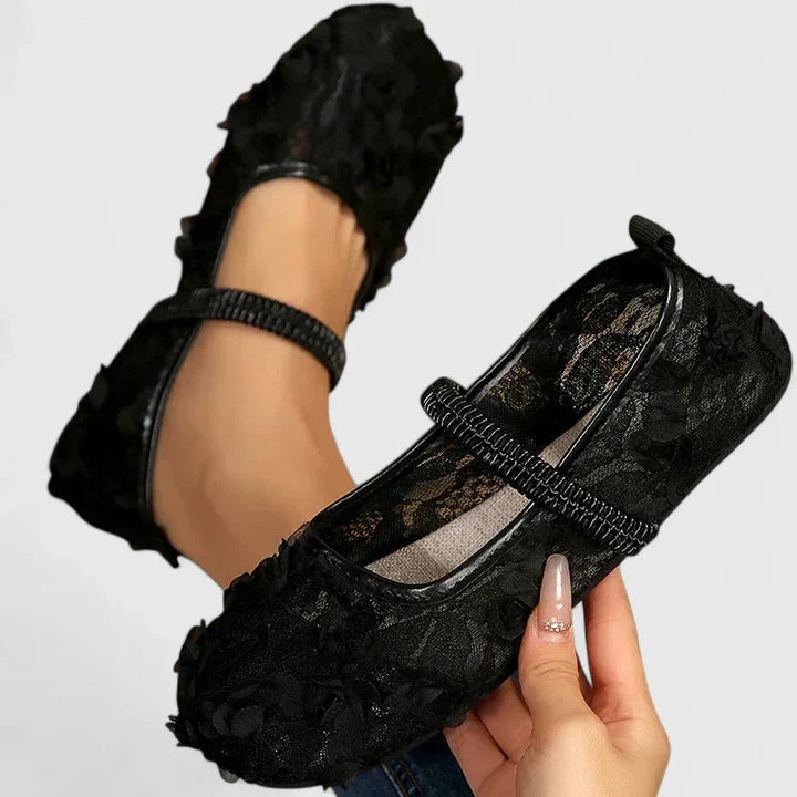 Black / 11 US | 42 EU