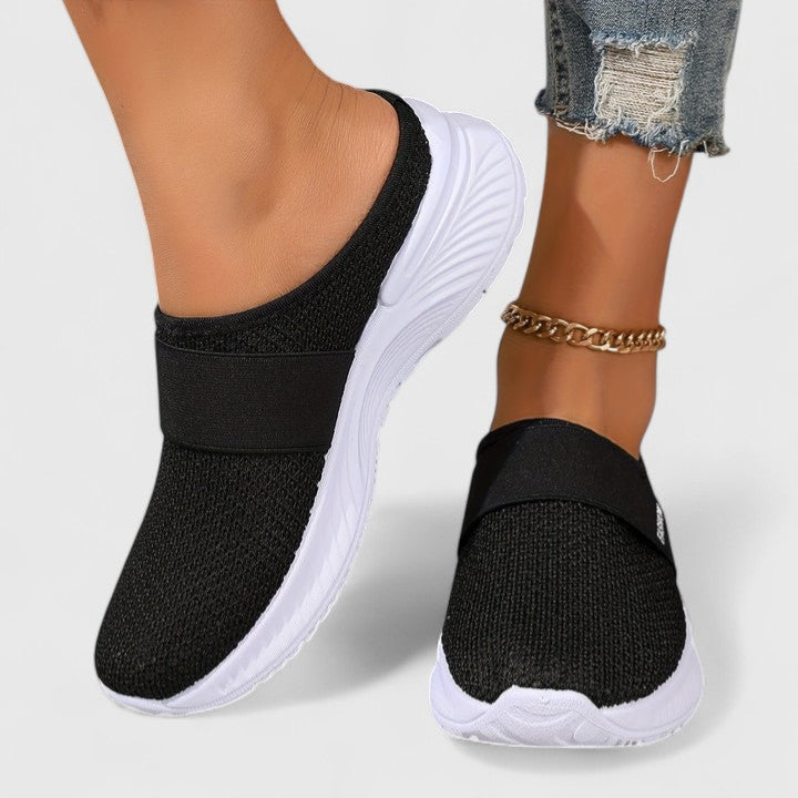 Black / 12 US | 43 EU