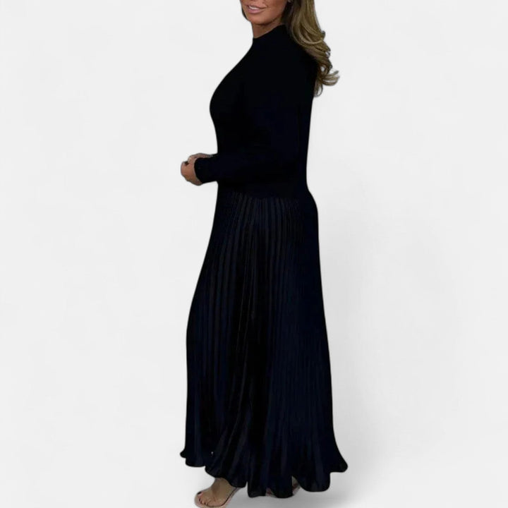 Caelynnah | Elegant Maxi Dress with Sweater & Pleated Skirt